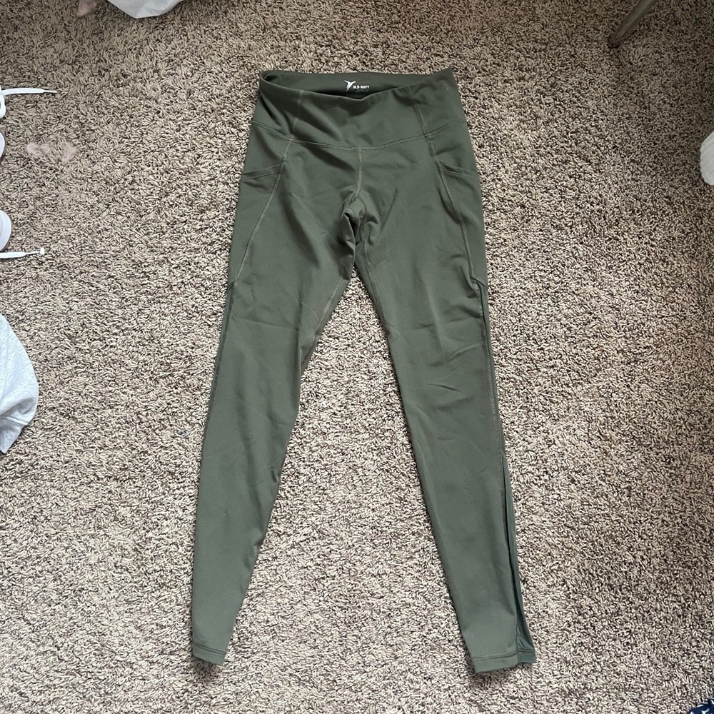Old Navy Active Go-Dry Leggings